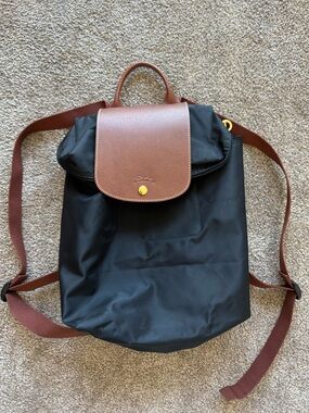 Longchamp | Bags | Cutie Lovely Longchamp Le Pliage Cuir  display picture 2